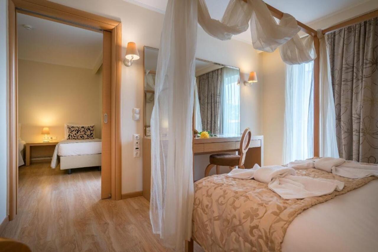 Galaxy Beach Resort BW Premier Collection ลากานาส ภายนอก รูปภาพ